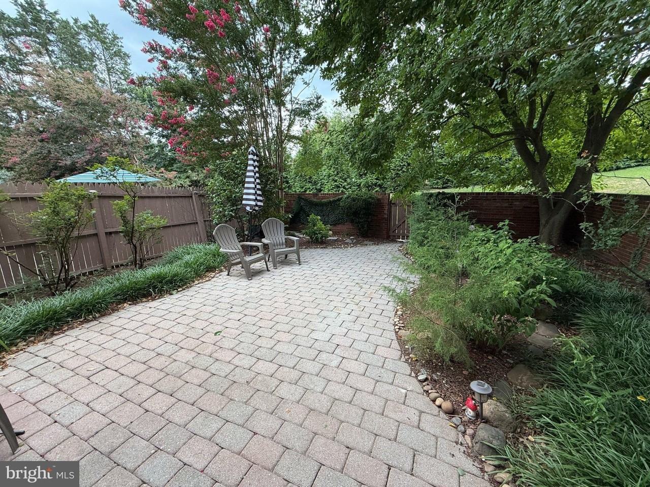 4360 Greenberry Ln - Photo 5 of 16
