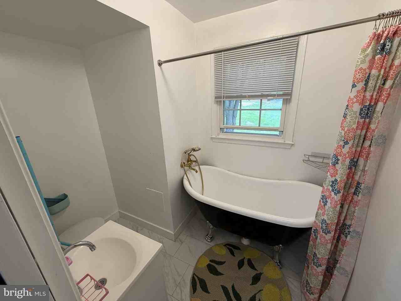 4360 Greenberry Ln - Photo 6 of 16