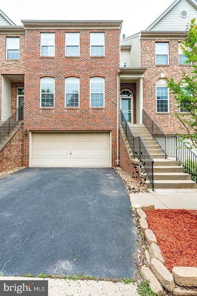 12476 Casbeer Dr - Photo 2 of 33