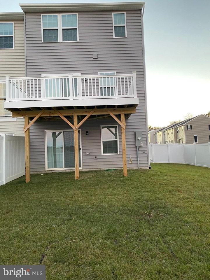 2677 Bears Den Dr - Photo 4 of 4