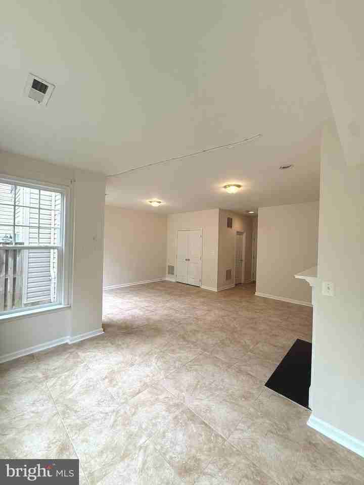 14170 Catbird Dr - Photo 4 of 19