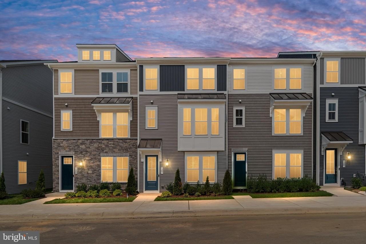 Forkleaf Oak Dr - Photo 3 of 48