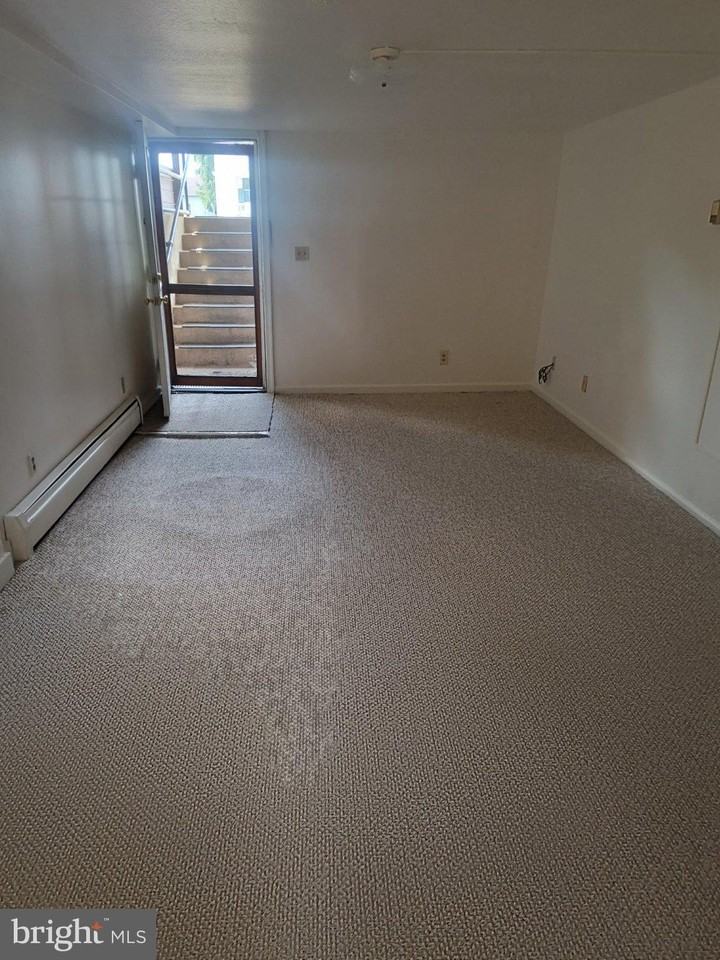 160 Dupont Blvd #5 - Photo 2 of 6