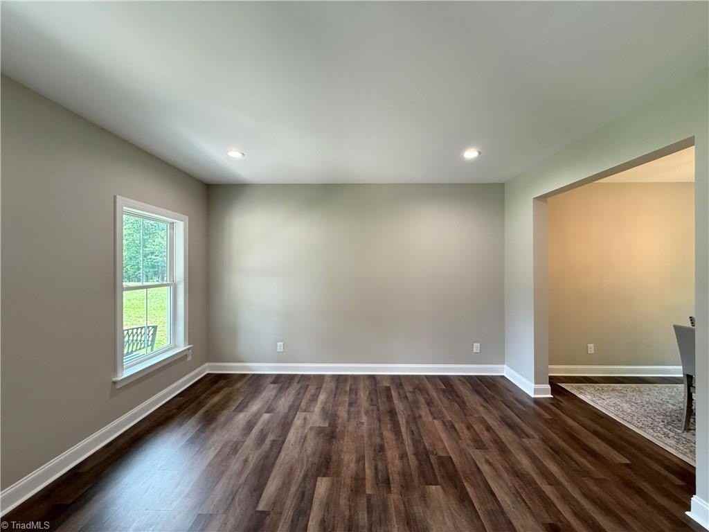 2553 Whipporwill Ct - Photo 7 of 22