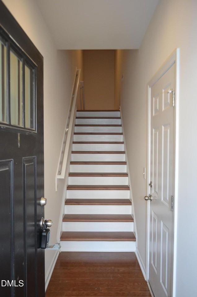 1021 Diamond Dove Ln - Photo 6 of 50