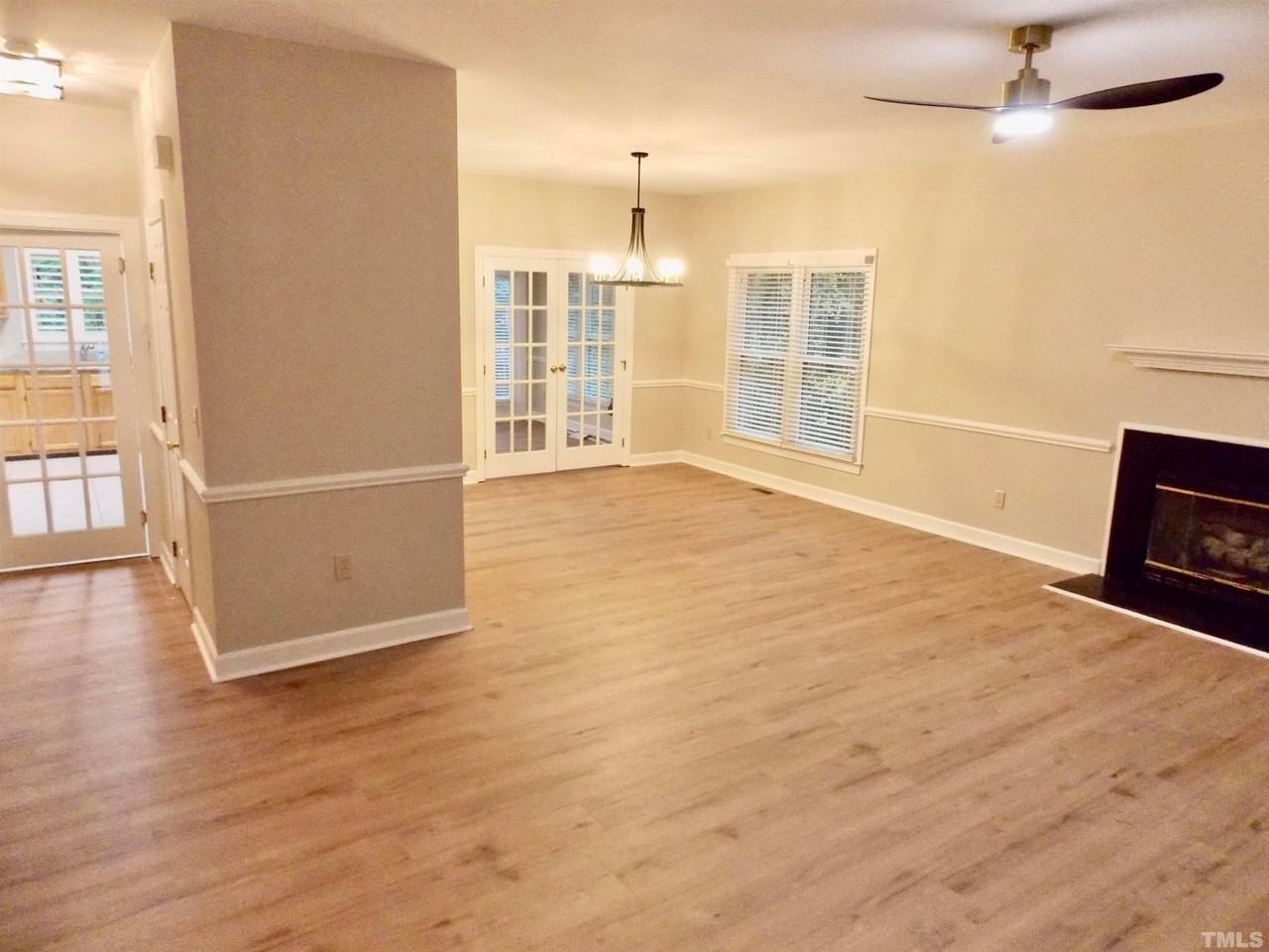 54 Preakness Dr - Photo 2 of 40