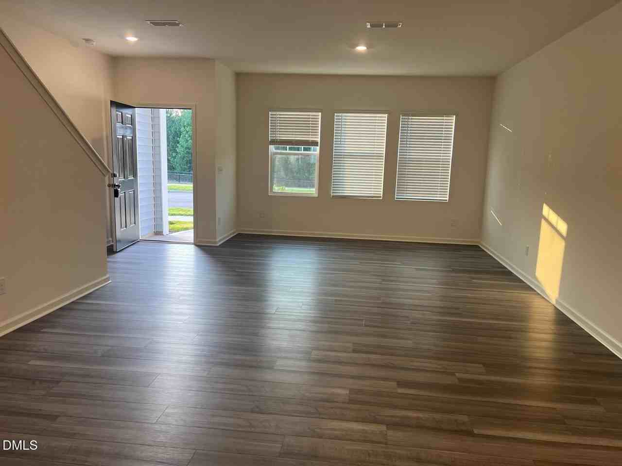2213 Glen Crossing Dr - Photo 7 of 36