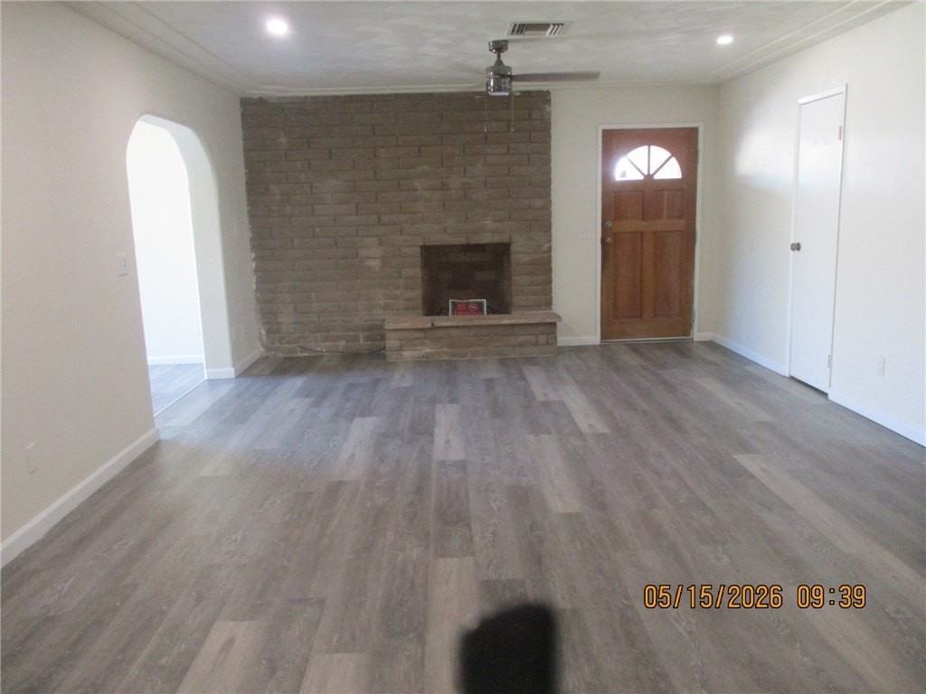 5657 S Pasadena Rd - Photo 3 of 17