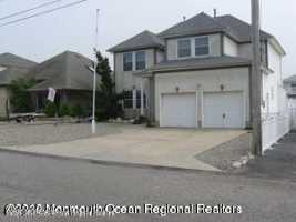 featured image of 1712 Rue Mirador