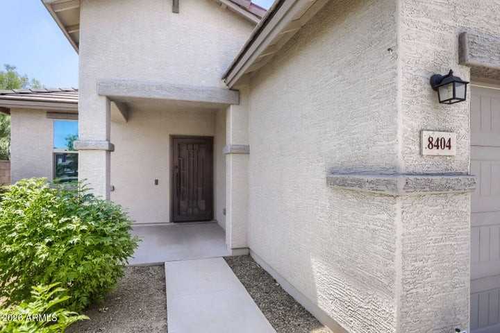 8404 N 62nd Dr - Photo 2 of 12