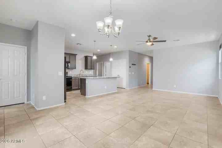 8404 N 62nd Dr - Photo 4 of 12