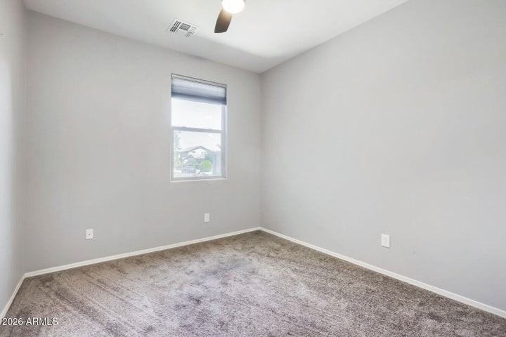 8404 N 62nd Dr - Photo 5 of 12
