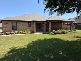 featured image of 68 Overland Route St #1