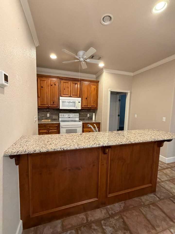 68 Overland Route St #1 - Photo 3 of 34