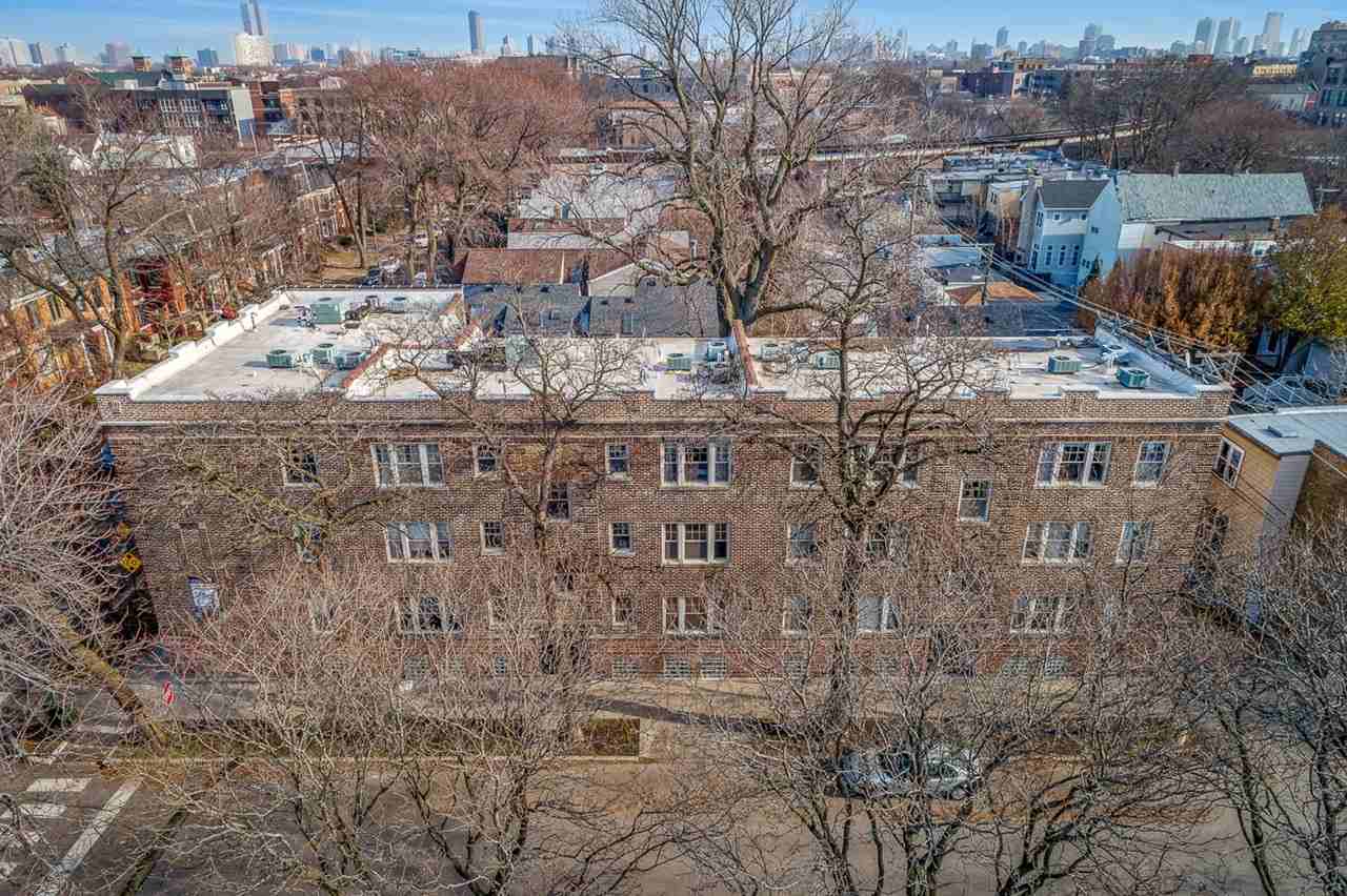 1849-51 W. Cornelia / 3449-55 N. Wolcott - Photo 4 of 5
