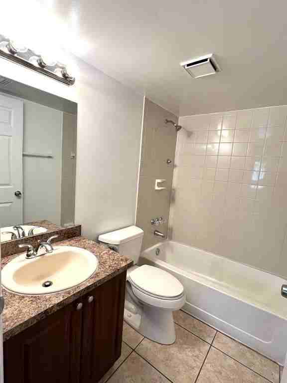 351 Palm Way #204 - Photo 6 of 6