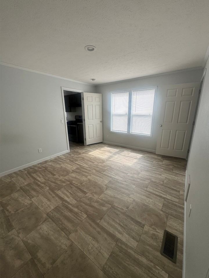 109 Claremont St #109CMT - Photo 4 of 19