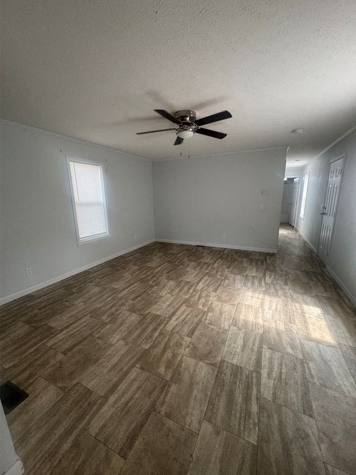 109 Claremont St #109CMT - Photo 6 of 19