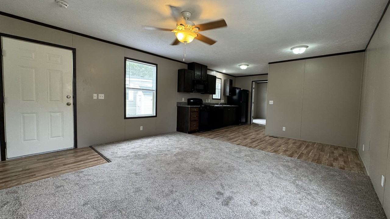 2104 Cardinal Ln Nw #352 - Photo 3 of 31