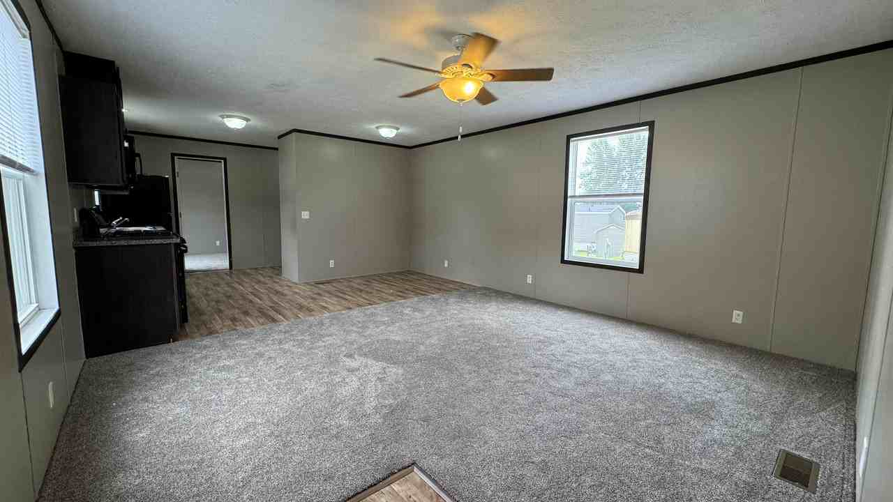 2104 Cardinal Ln Nw #352 - Photo 6 of 31