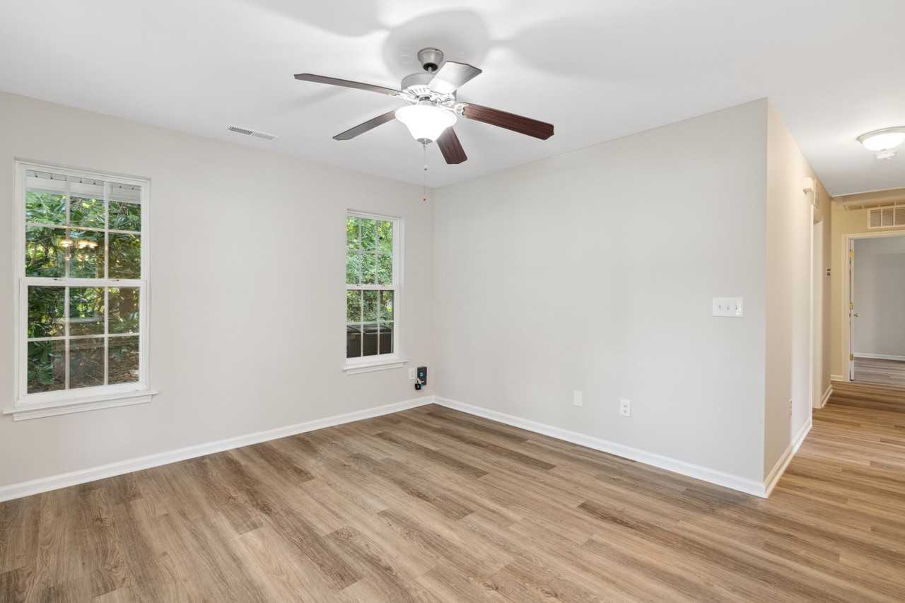 338 E Spring St #1 - Photo 3 of 27