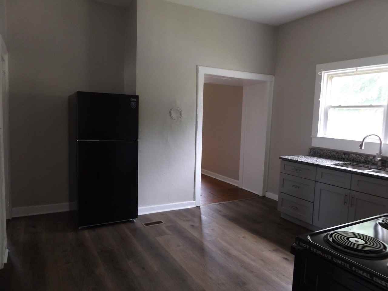 116 Aikman Ave #1 - Photo 5 of 10