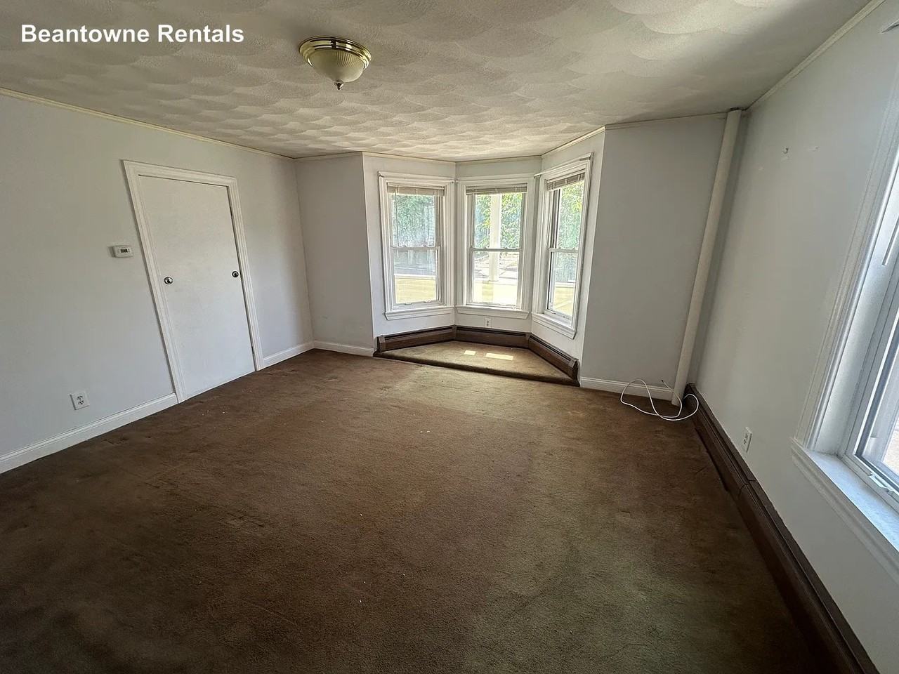 Trull St #1B - Photo 4 of 6