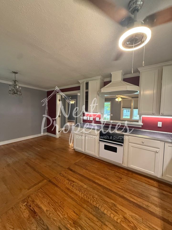333 Guilford St #1 - Photo 3 of 5