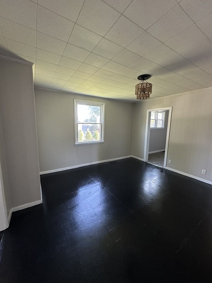 216 Delaware St #1 - Photo 6 of 30