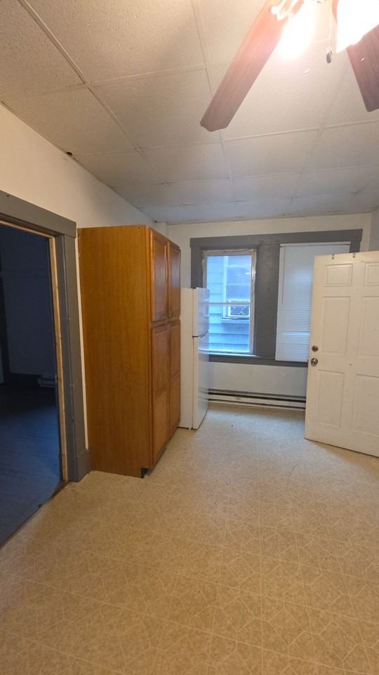 617 Glenwood Glenwood  B #B - Photo 2 of 10