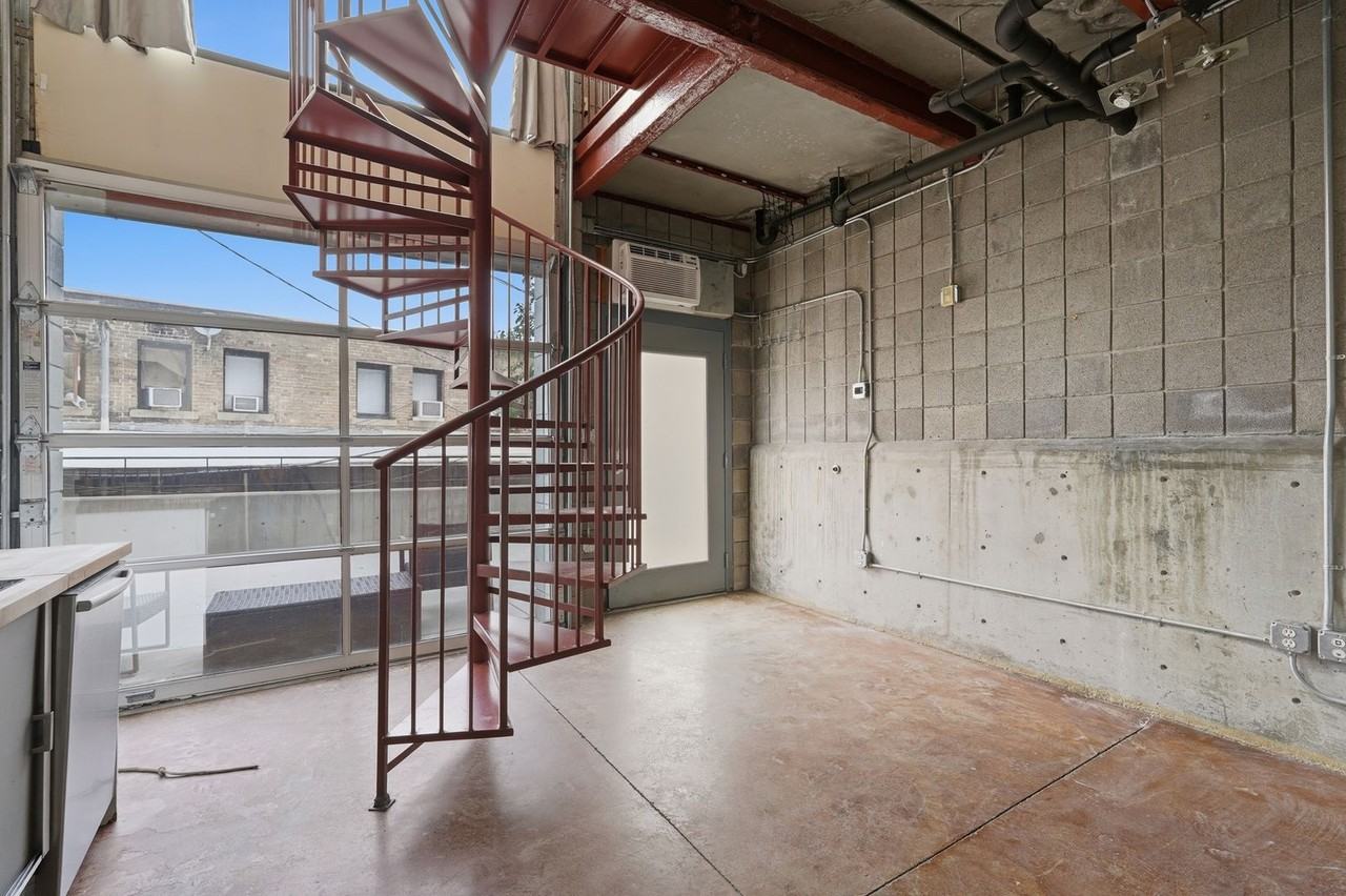 360 W Broadway - Photo 3 of 17