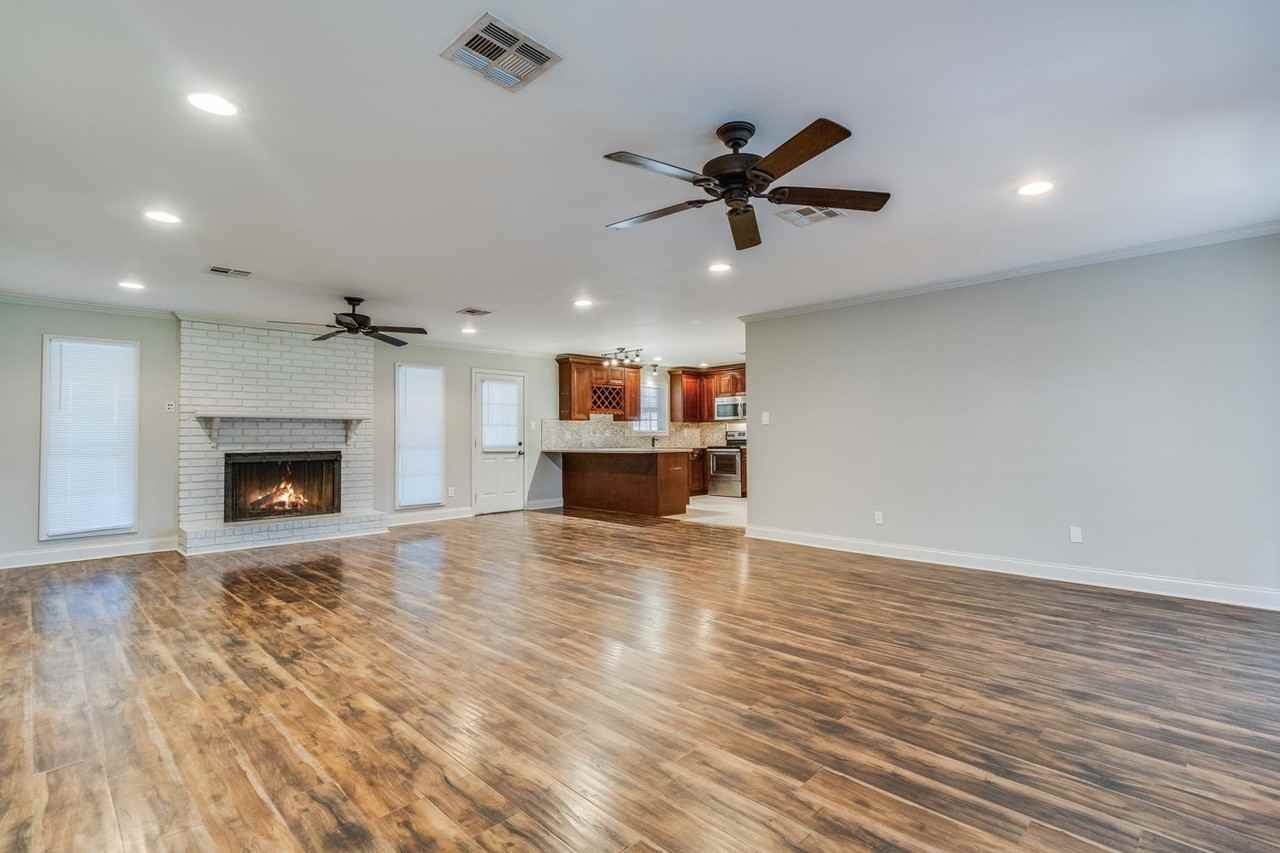 808 Tolson Rd - Photo 3 of 17