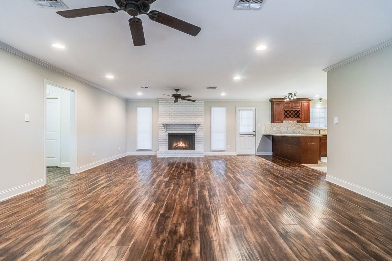 808 Tolson Rd - Photo 5 of 17