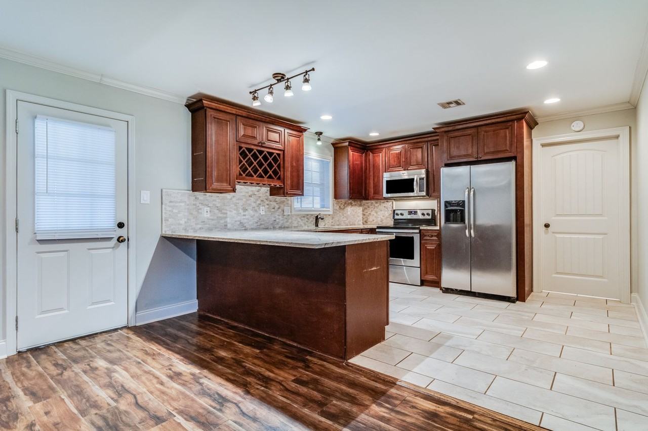 808 Tolson Rd - Photo 6 of 17