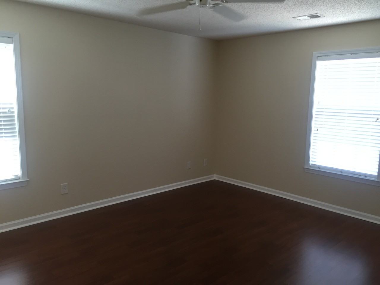 3694 Cotswold Ave Unit 2d - Photo 7 of 8
