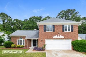 featured image of 2411 Windridge Dr Ne
