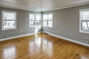 featured image of 6601 Maple St