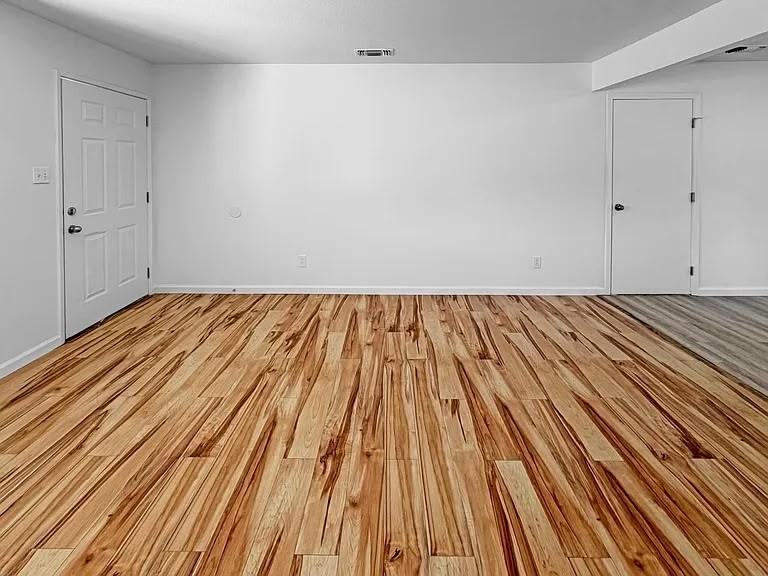 7827 Glen Tree Drive - Photo 6 of 10