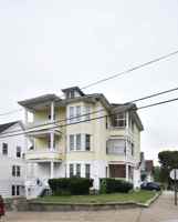 featured image of 212 Welles St