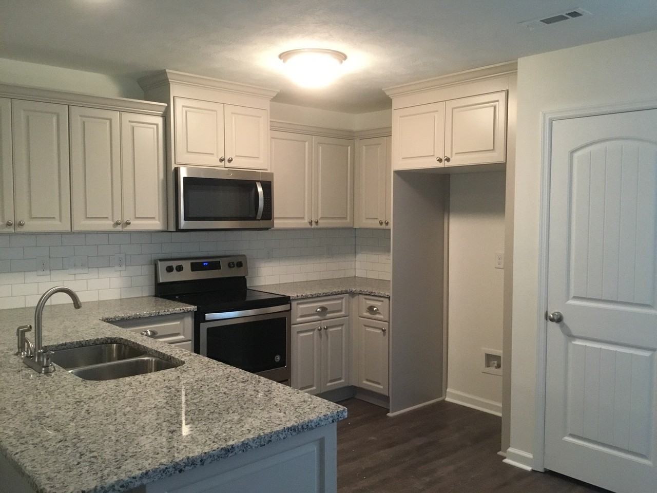 2346 Malone Way - Photo 3 of 16