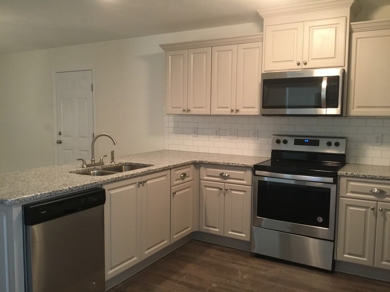 2346 Malone Way - Photo 6 of 16