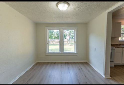 2744 Nw 57th St - Photo 2 of 20