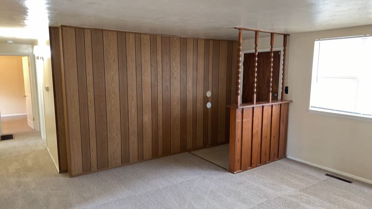 3206 N Hancock Ave - Photo 6 of 17
