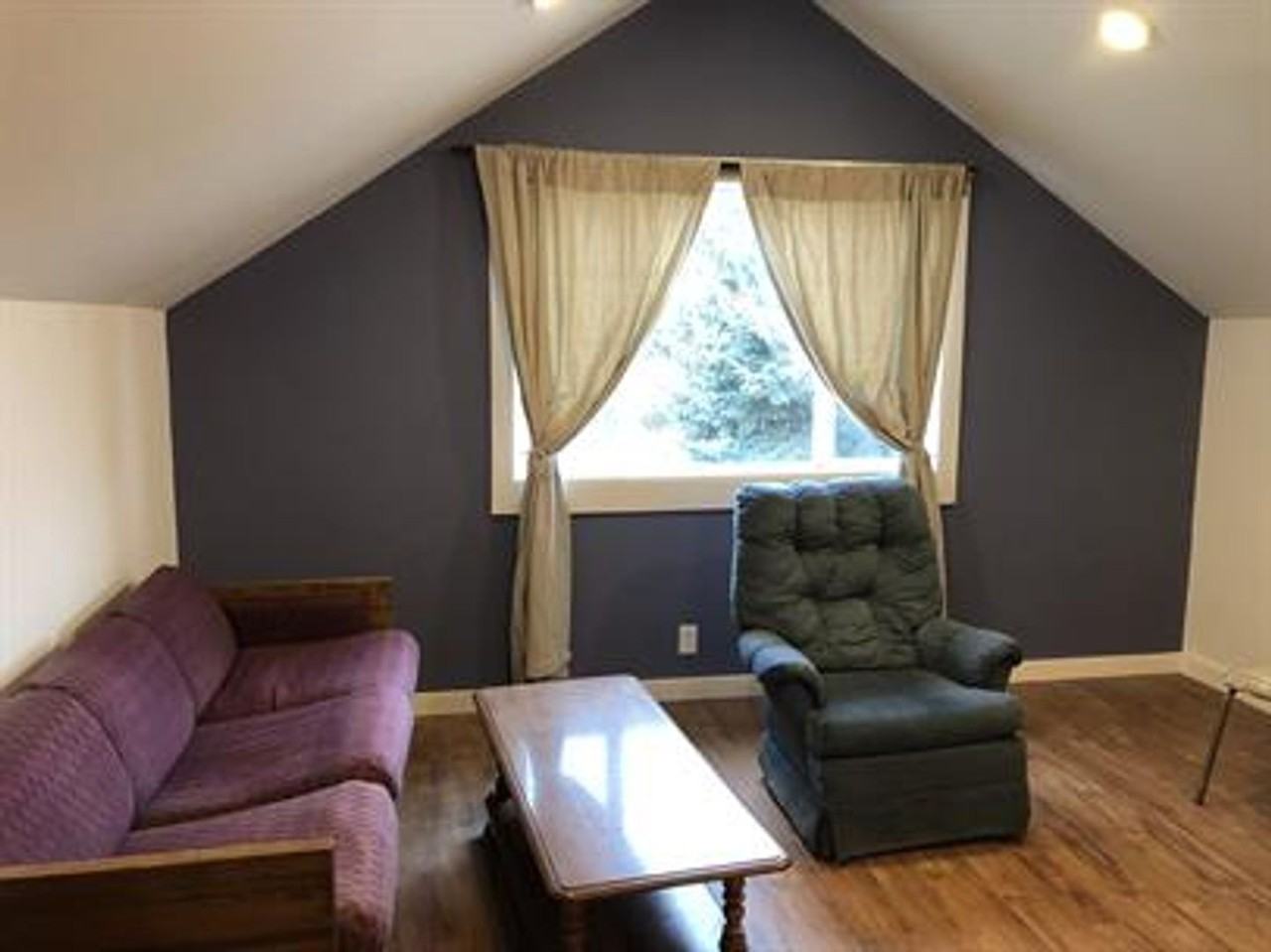 1023 Nelson Rd - Photo 2 of 12