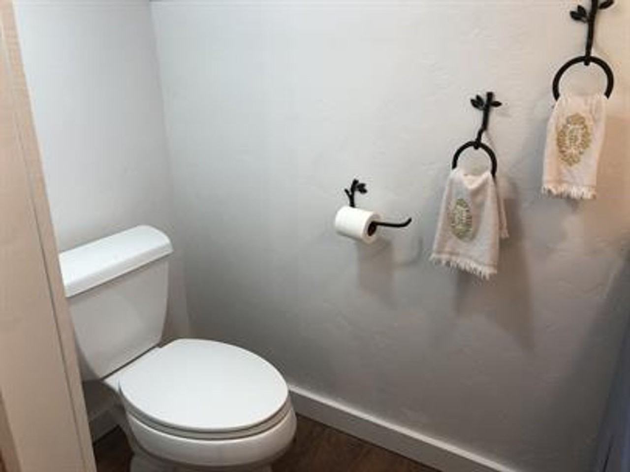 1023 Nelson Rd - Photo 4 of 12