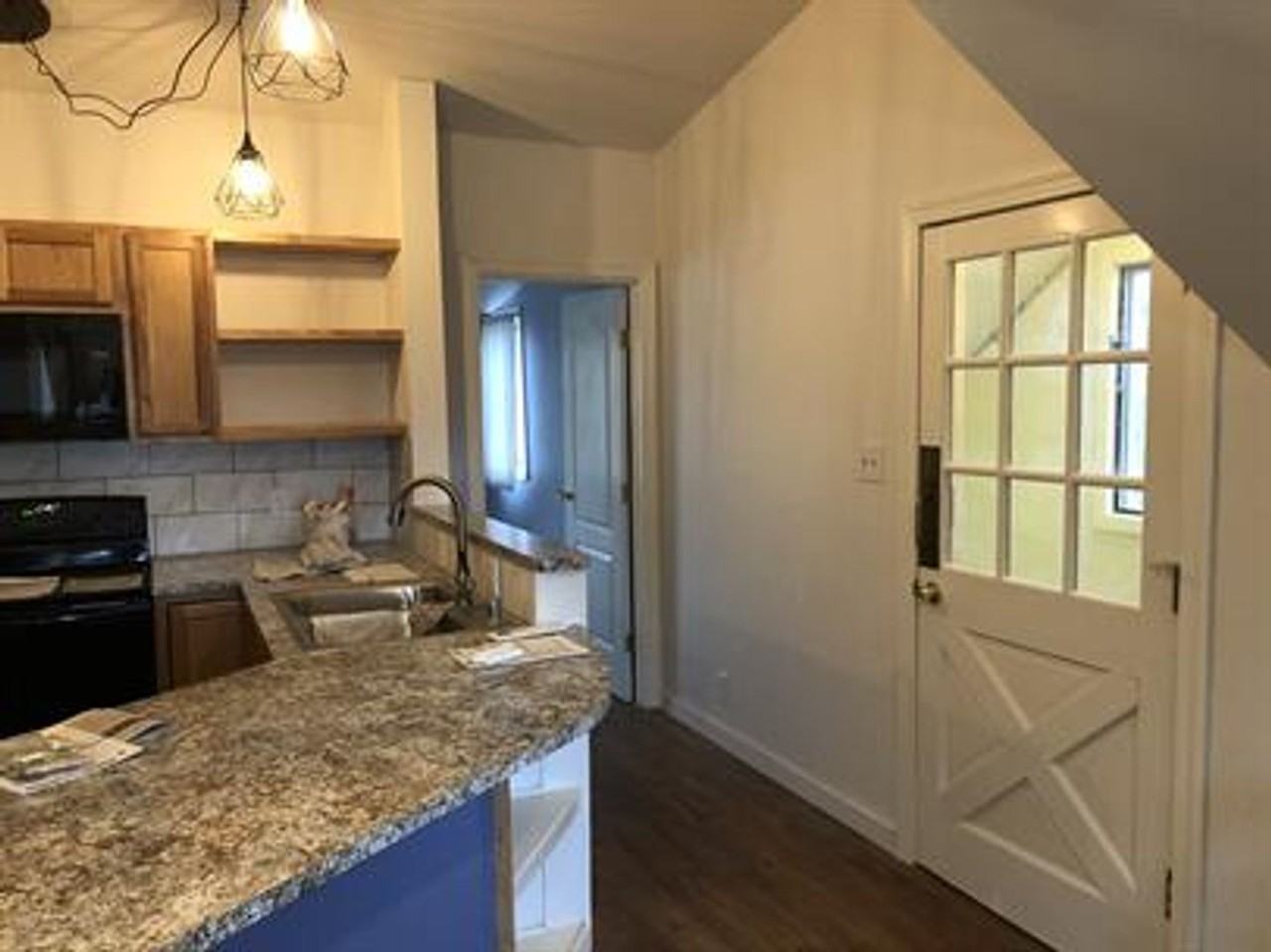 1023 Nelson Rd - Photo 5 of 12