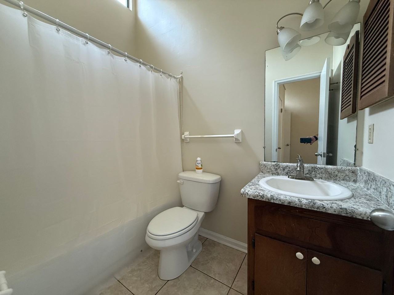 285 Whetherbine Way E - Photo 7 of 8
