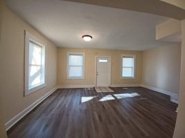 featured image of 1322 S 6th St