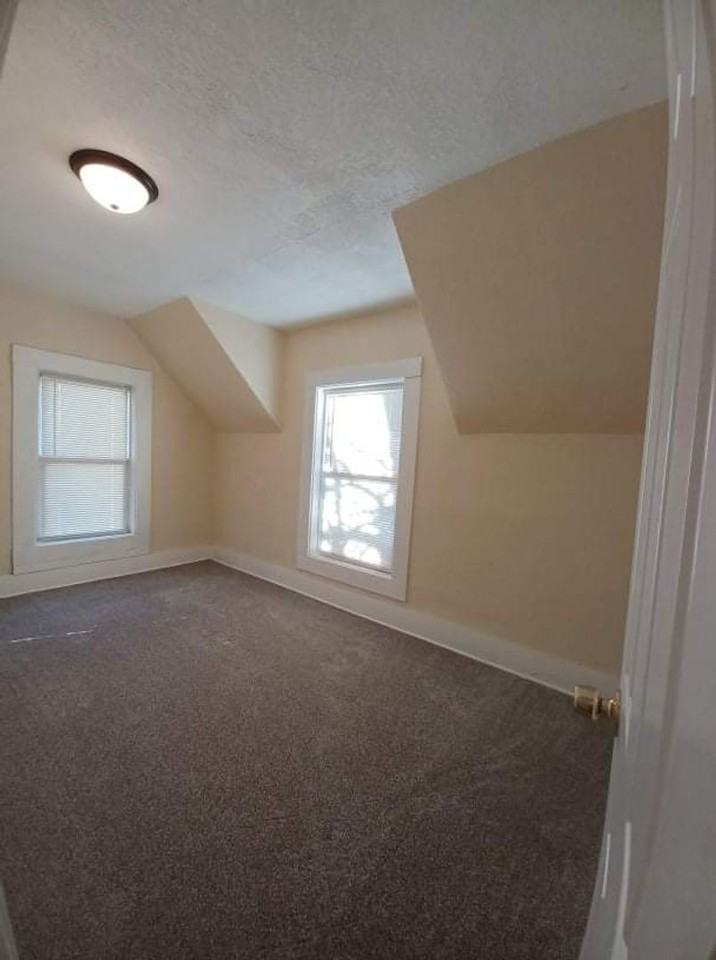 1322 S 6th St - Photo 3 of 11