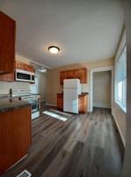 featured image of 1322 S 6th St